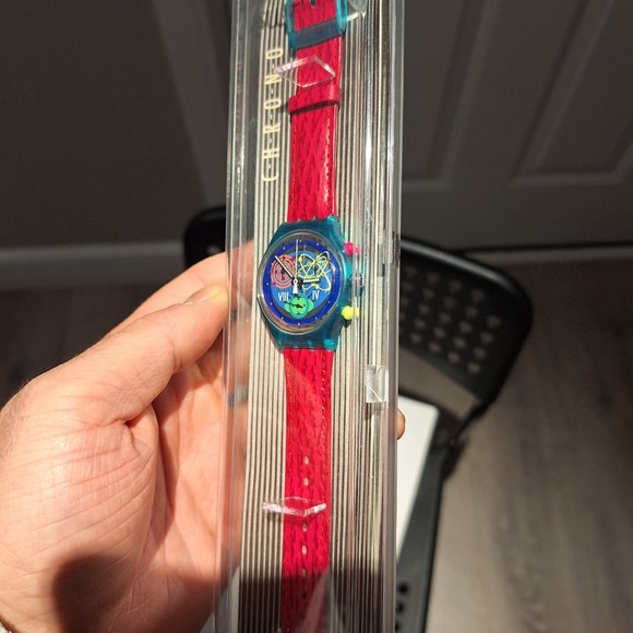 1993 Swatch collectible watch Pink Springs model 90s - Picture 2 of 3